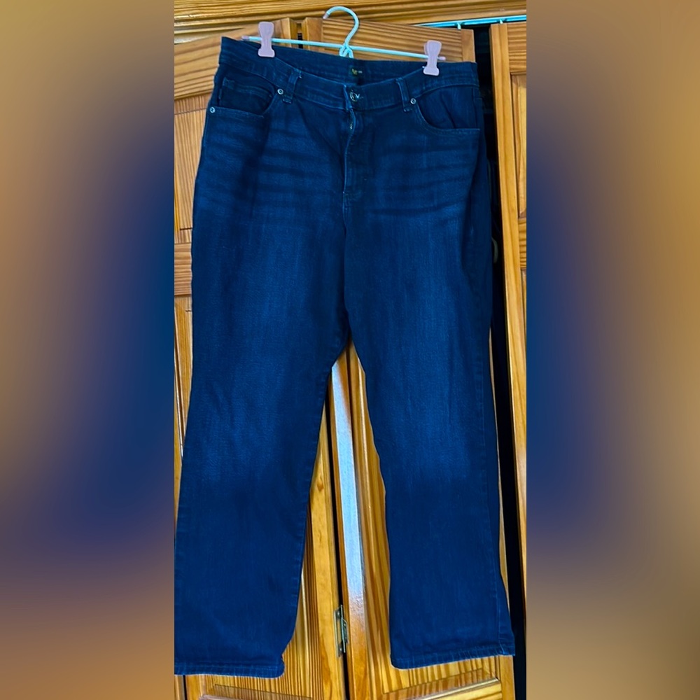 Lee women’s jeans size 16 short